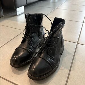 Publicopinion Men's Size 13 Black Leather Boots